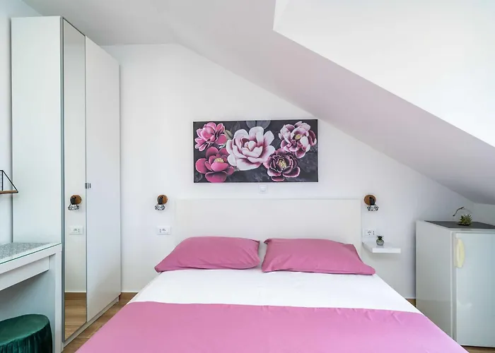 & Papa Апартаменты Млини